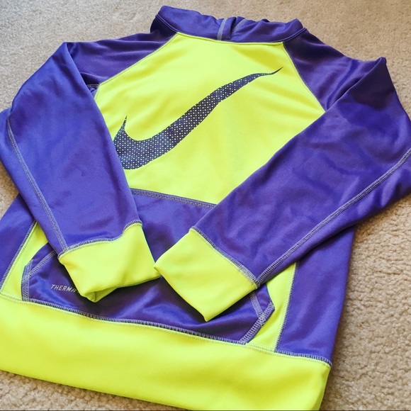 Nike Other - Nike Big Girls Therma Pullover Hoodie